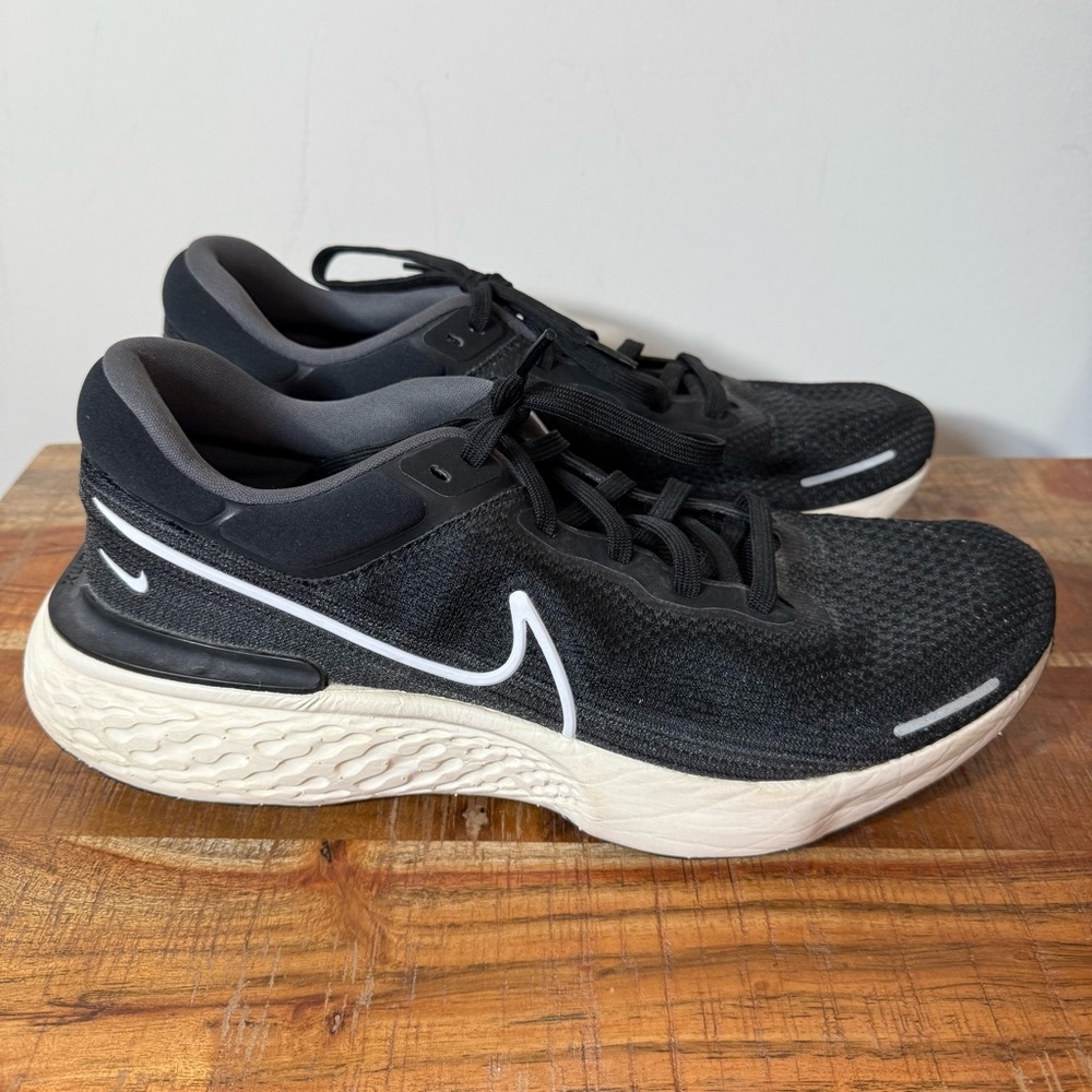 Nike ZoomX Invincible Black and White Athletic Sneakers, Men’s 14